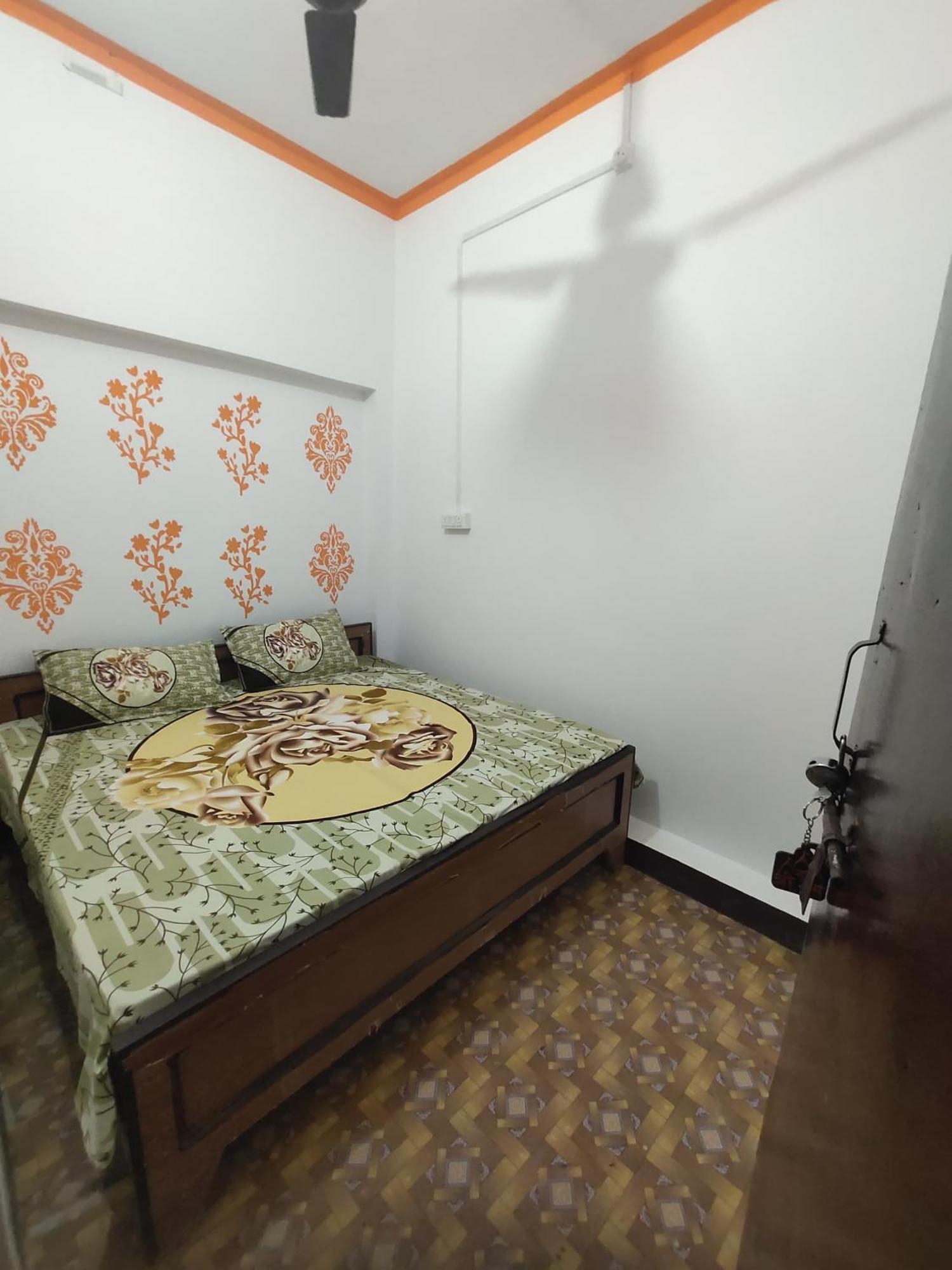 Awadh Guest House Ayodhya Esterno foto